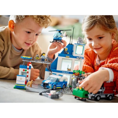 LEGO City Police Station 60316 - Image 5